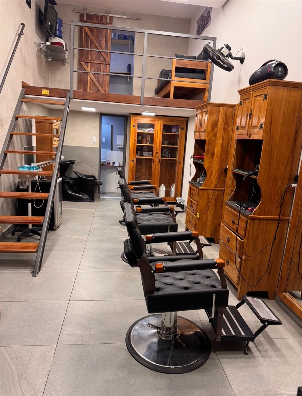 Estrutura atual da Barbearia 08